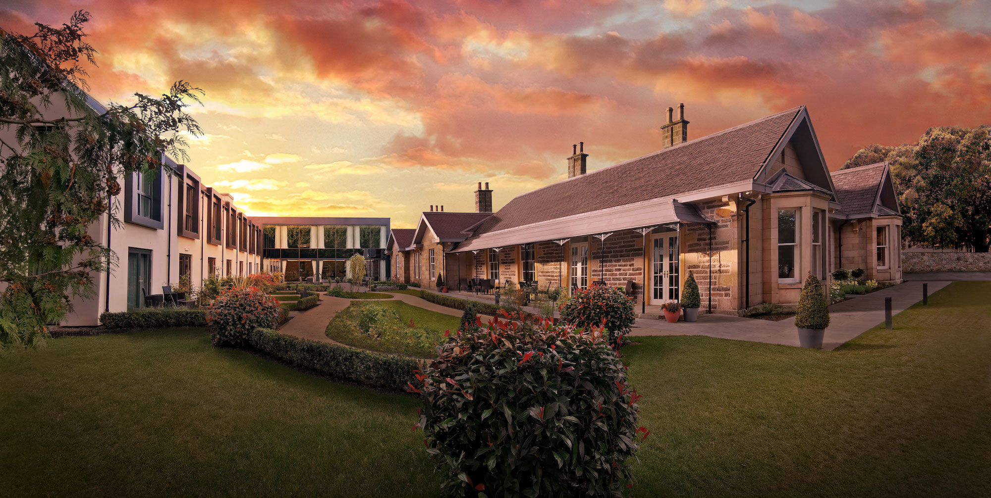 ness-walk-grounds-and-hotel-02-83561